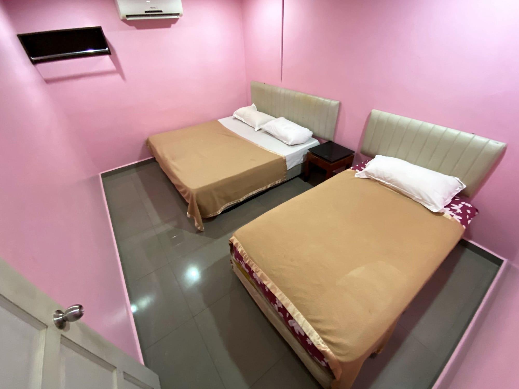 De Mawardah Hotel 2*
