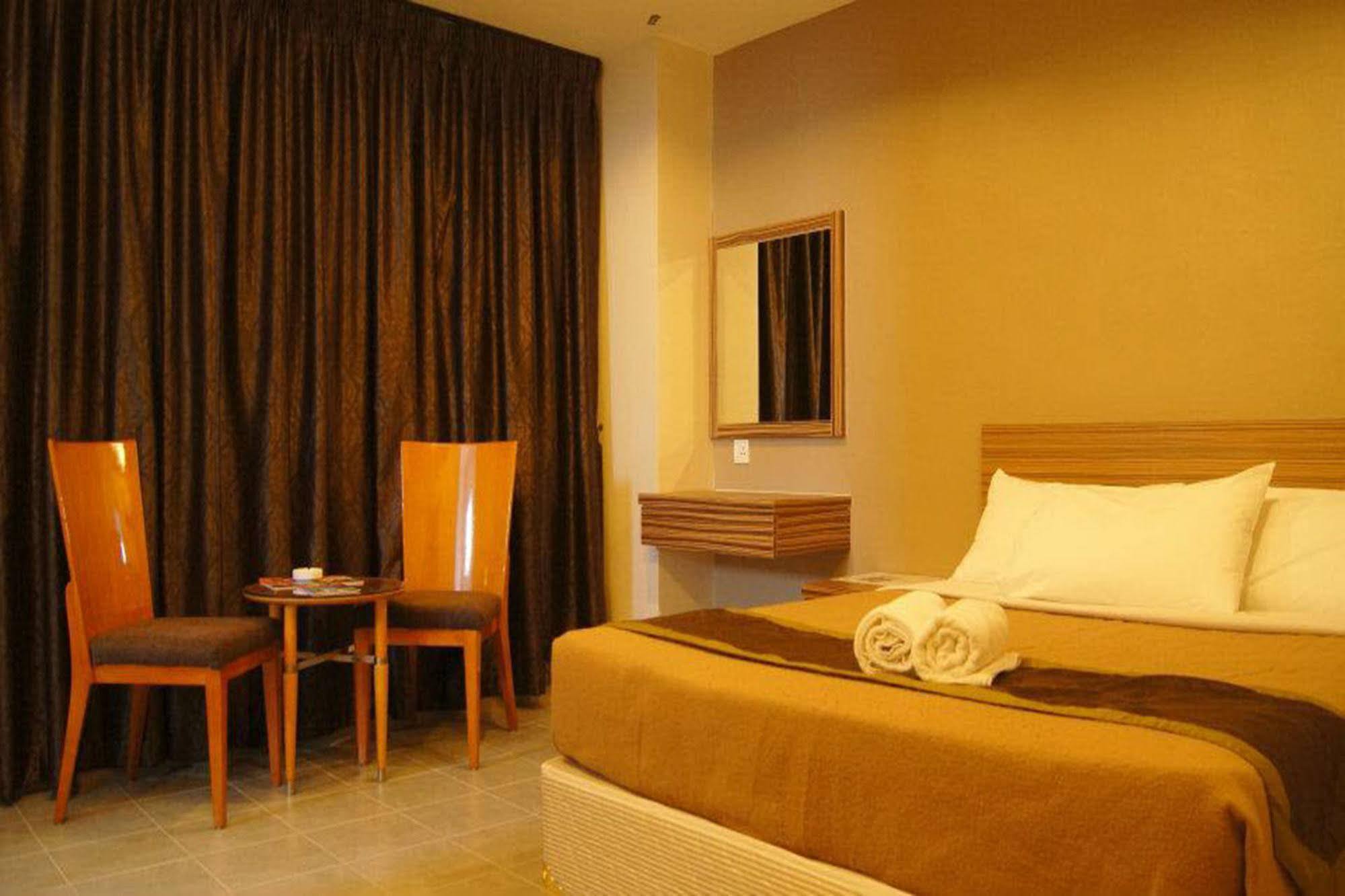 Hotel De Mawardah 2*